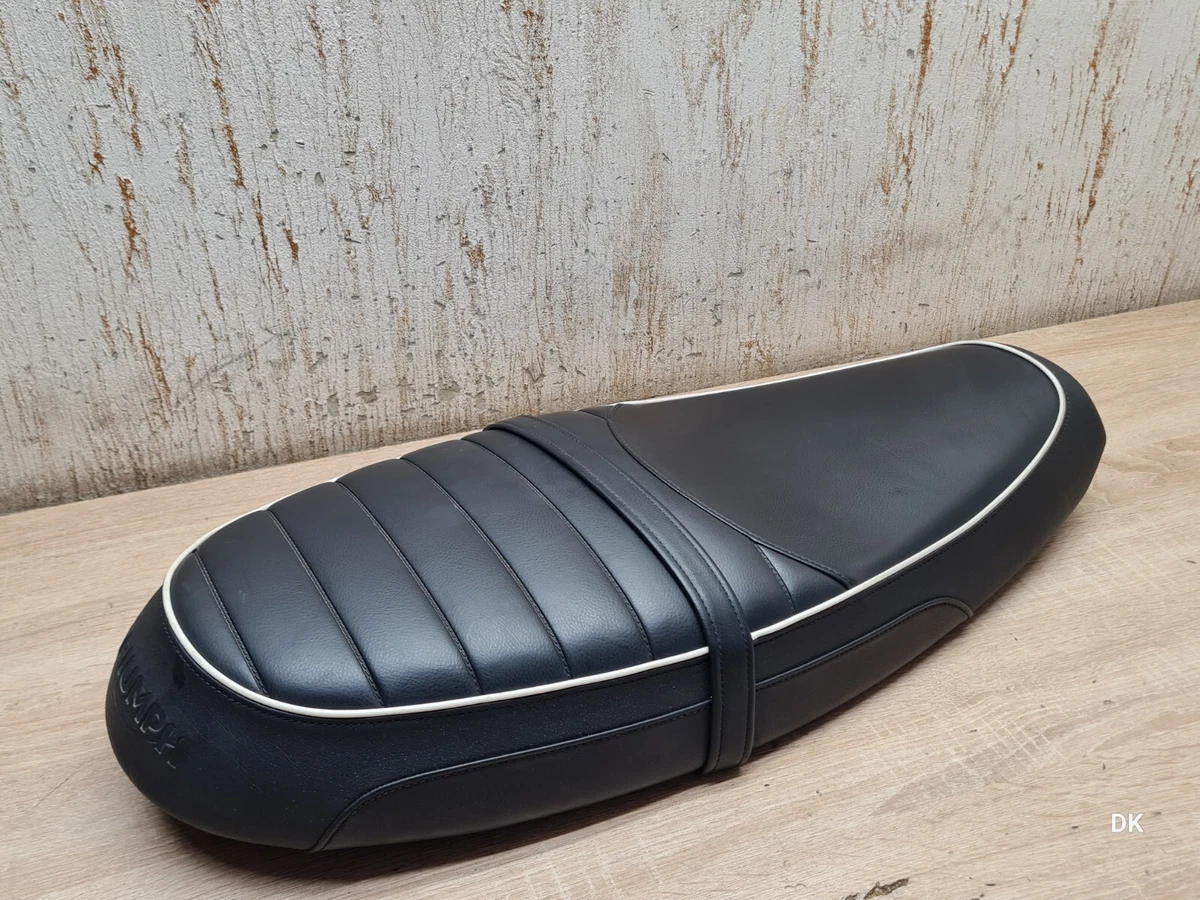 Triumph Bonneville T120 Seat Assembly T2305764