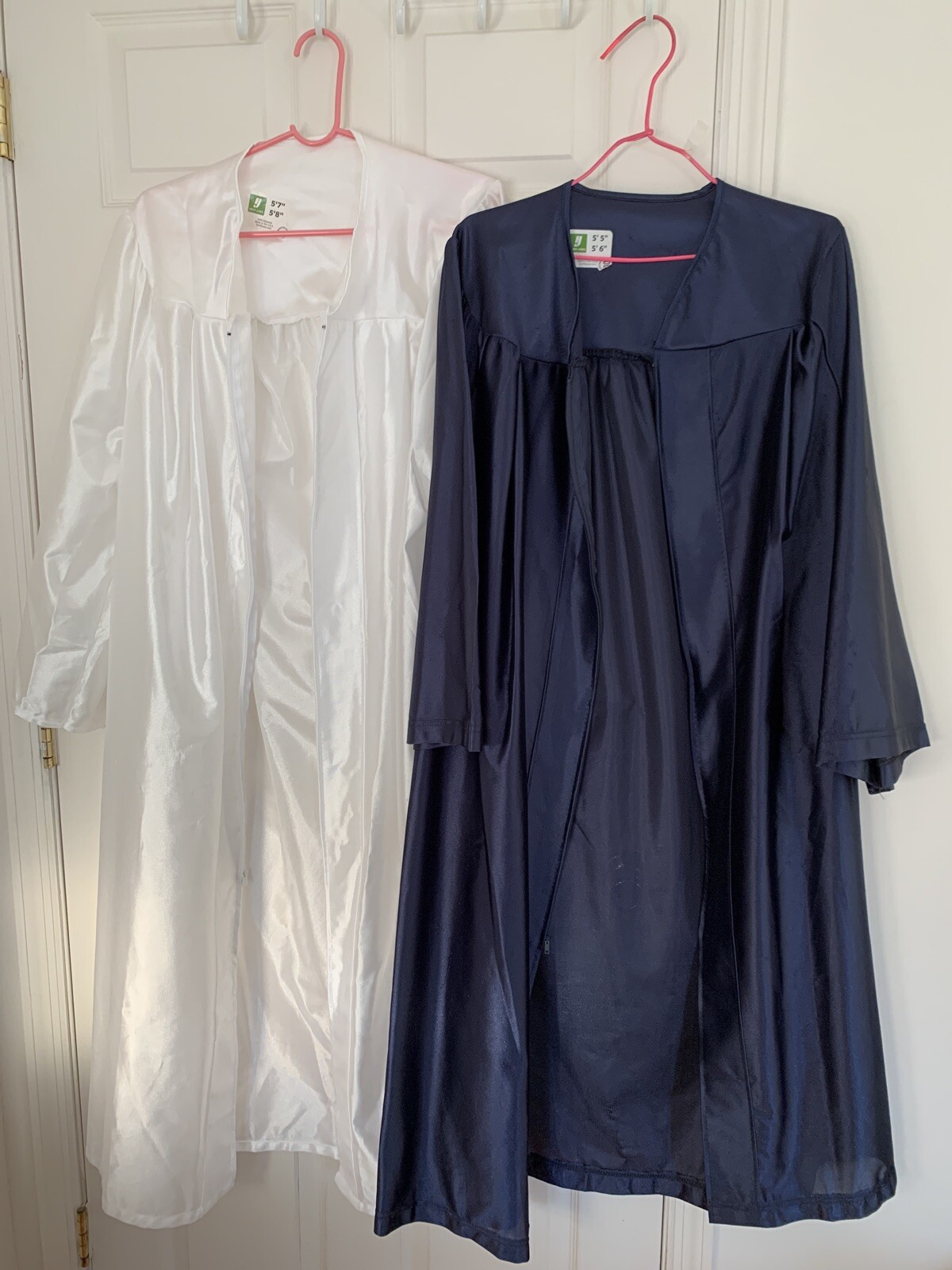Herff Jones Graducation Gown Dark Blue And White Size… Gem