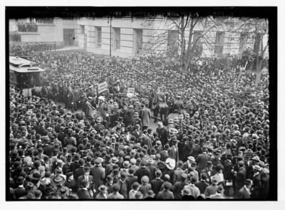 Crowd gathered to hear suffragettes speak New York c1900 Large Old Photo