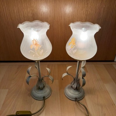 Vintage Shabby Chic Tulpe Tischlampen Paar Milchglas Floral Cottagecore Dekor