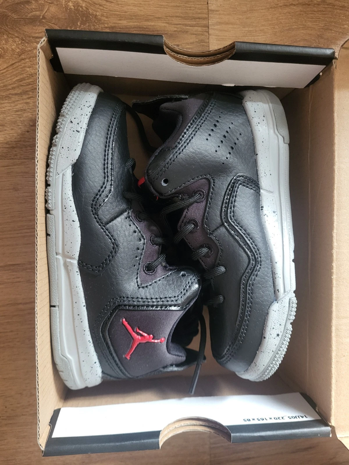 Scarpe da ginnastica Jordan Courtside 23 bambino taglia Uk10 5