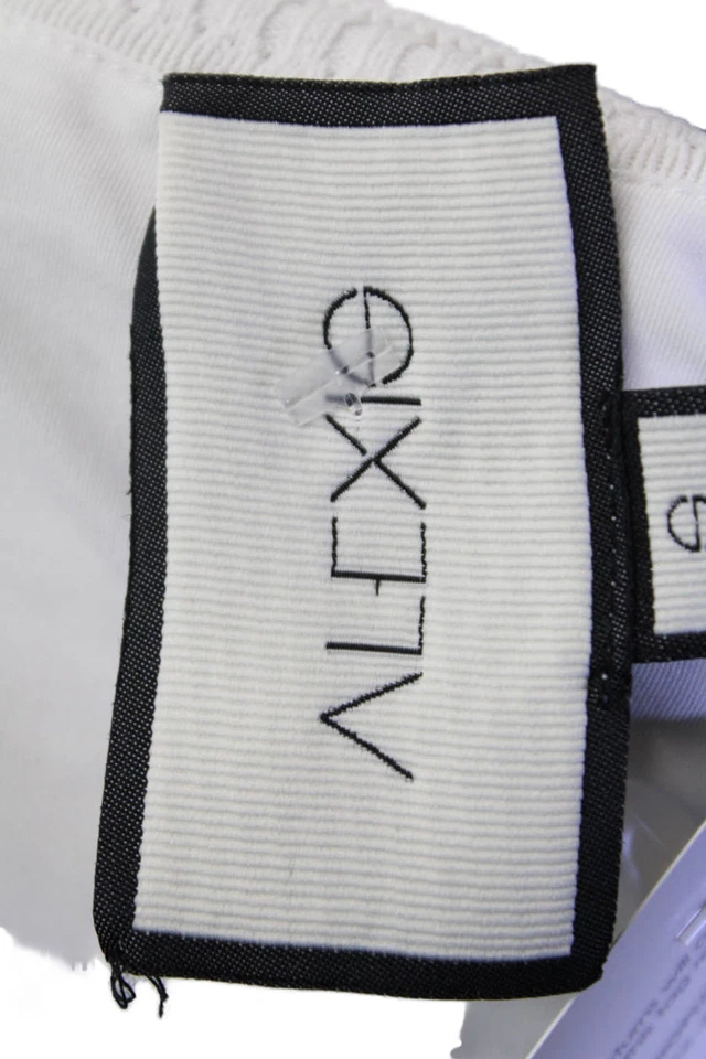 Top corto Alexis para mujer detalle acanalado borde festoneado manga larga blanco talla S Foto 4 de 4