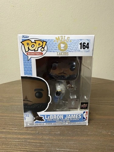 Funko Pop Basketball NBA MPLS LAKERS Lebron James Upper Deck Exclusive 164
