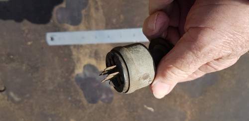 INTERRUPTOR DE ENCENDIDO SEDÁN MAZDA 1300 PRINCIPIOS DE LOS AÑOS 70 CON LLAVE - Imagen 10 de 12