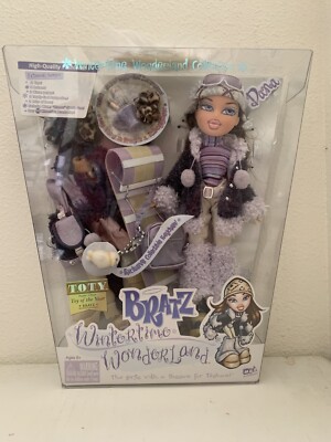 MGA ENTERTAINMENT BRATZ Wintertime Wonderland Collection Dana 2003 T.O.T.Y./NRFB