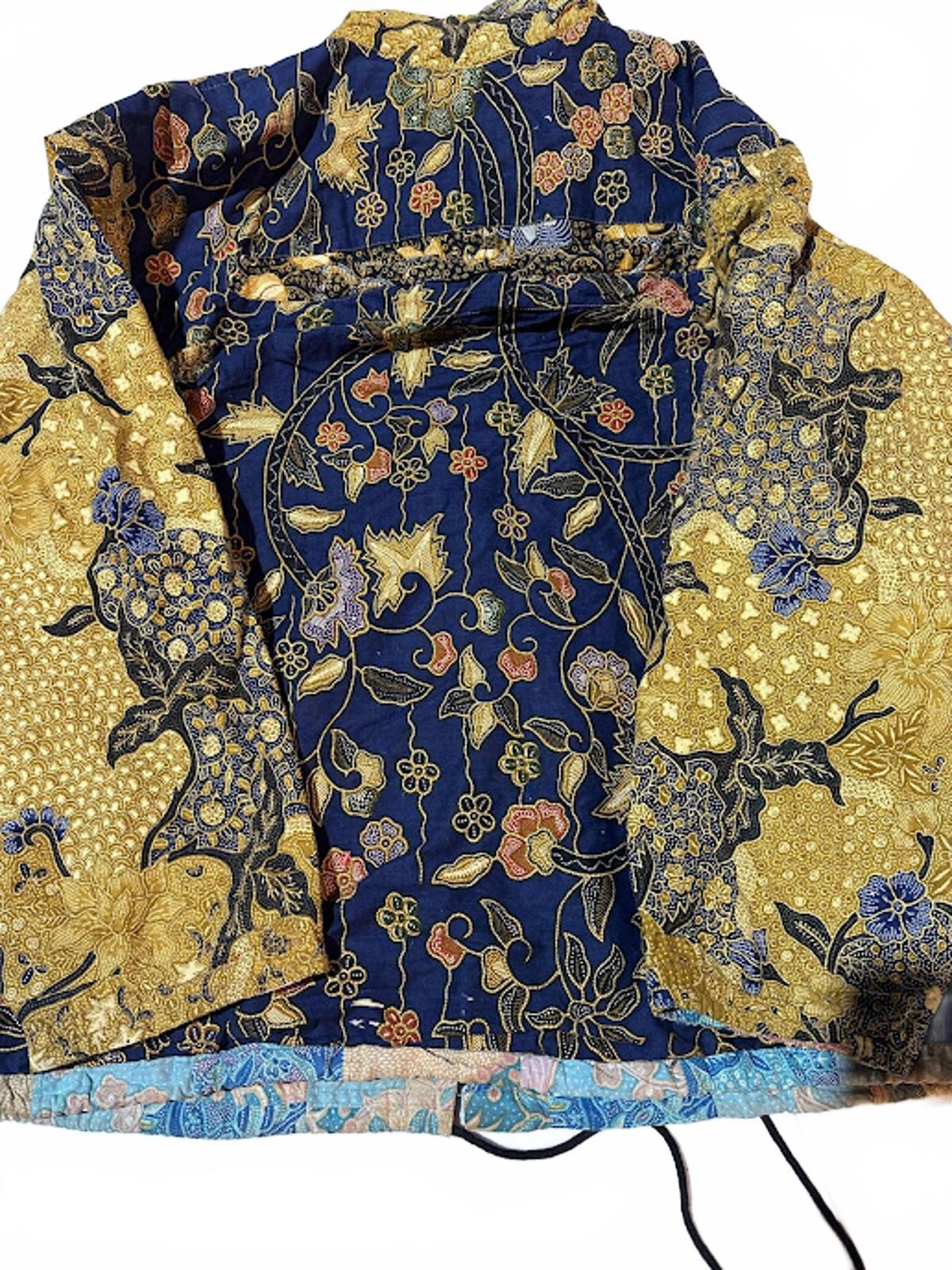 Vintage Reversible Batik Patchwork Jacket - image 7