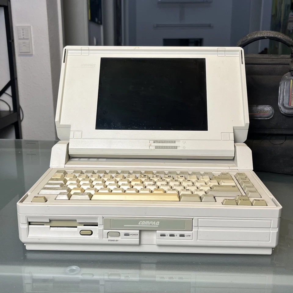Computer portatile Compaq SLT 286 + borsa originale - Immagine 2 di 4
