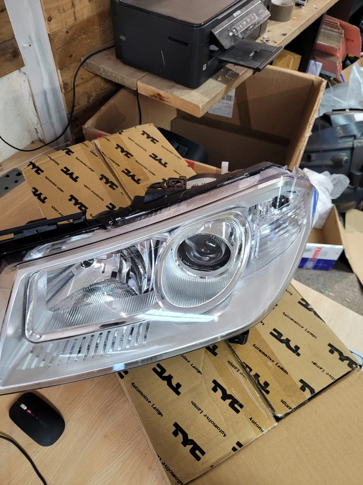 HEADLIGHT TYC LEFT N/S PASSENGER RENAULT MEGANE 2006-2008 FACELIFT *NEW* HL60B - Image 2 of 4