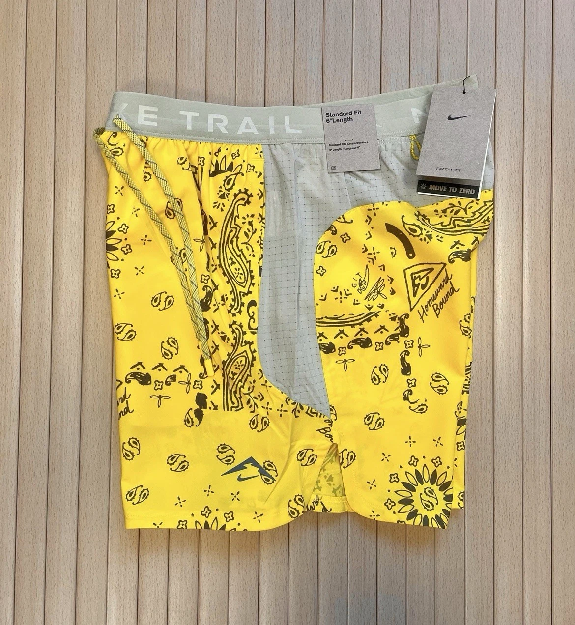 Nike Trail 6” Sport Running Shorts Brief Lined Bandana Print Mens Small RRP £60
Opens in a new windo