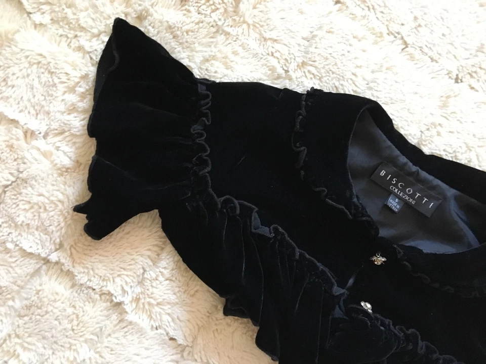 Biscotti Collezioni Terciopelo Encogerse de hombros Niñas Talla 5 Estilo Capa Encogerse de hombros con sis Usado en Excelente Condición Foto 4 de 4