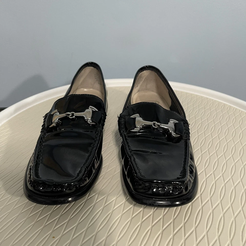 Circa Joan and David. Women’s Size Leather  Loafers Slip On Shoes Low Heels - Image 3 of 4