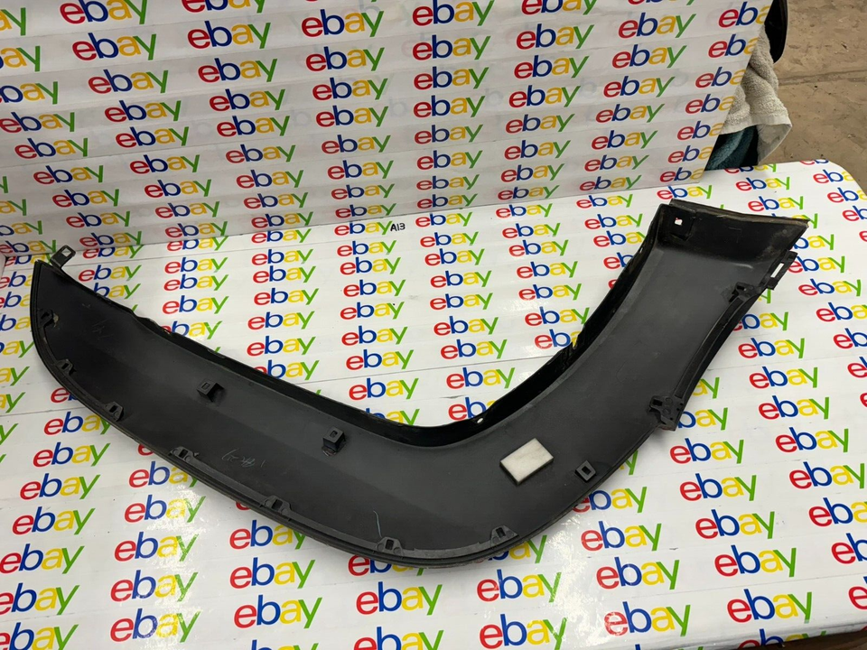 0305 TOYOTA 4RUNNER FRONT LEFT DRIVER FENDER FLARE MOLDING OEM BLACK