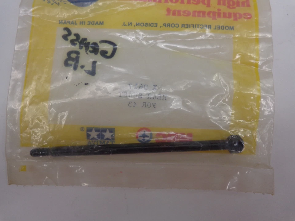 Tamiya #X8617 Rear Shaft for Pumpkin & Grasshopper New In Original Bag - Image 2 of 2
