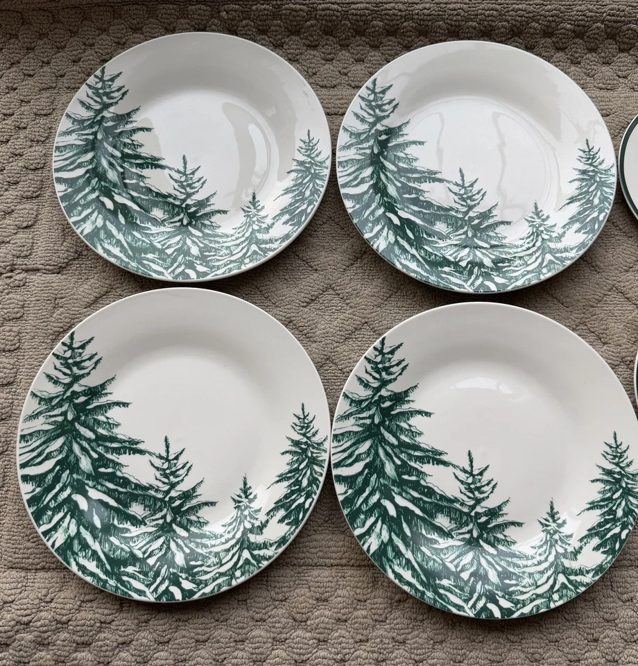 Juego de 4+ platos de cena/ensa Royal Norfolk árboles verdes nieve Foto 3 de 4