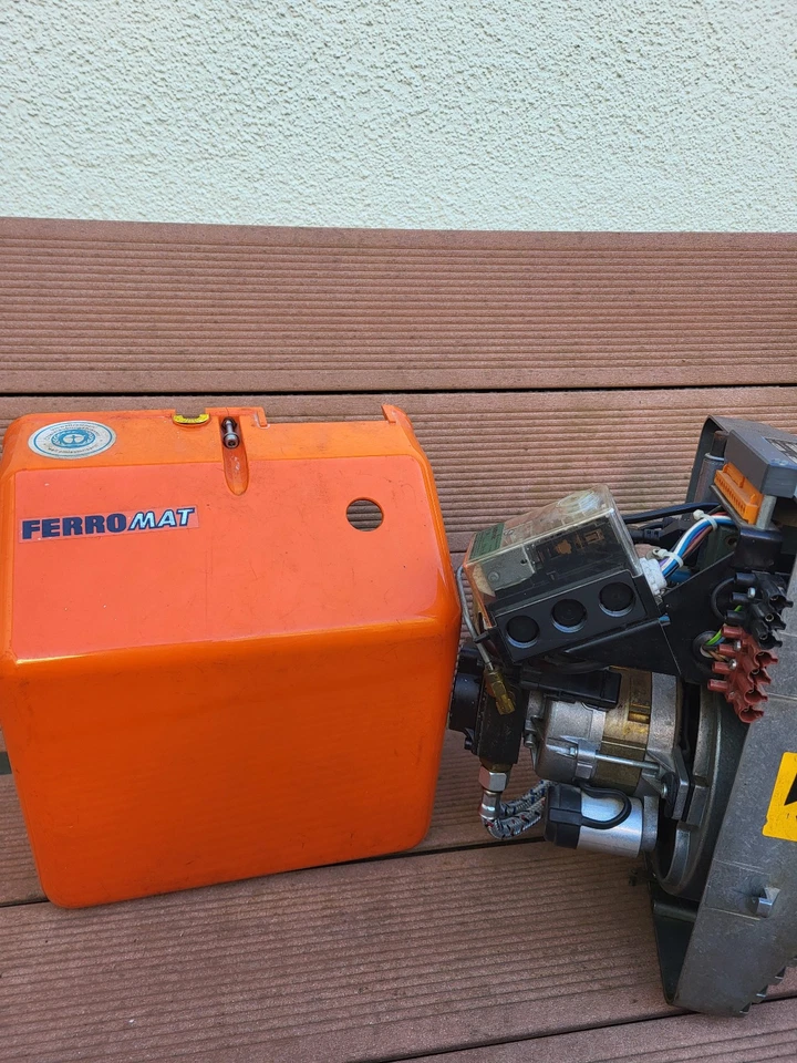 Ray Ölbrenner, Typ: Multi 2000 mit neuen Brennerrohr/Flammrohr dazu beiliegend - Bild 2 von 4