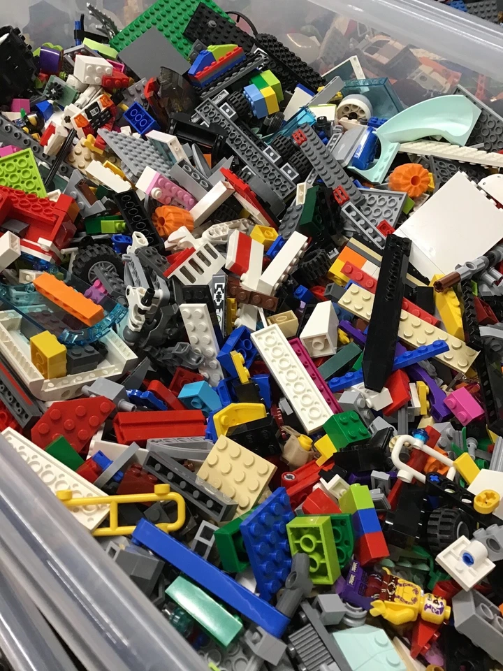 LEGO Massive 250 Pound lot of Clean Random Bulk Pieces Bricks & Parts HUGE LBS - Image 3 of 4