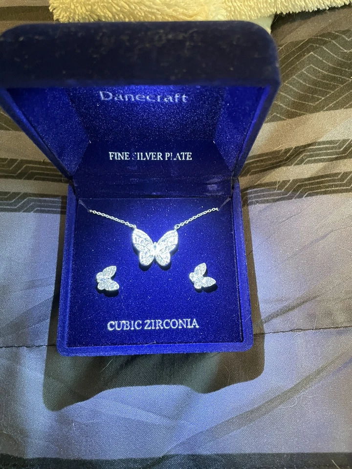 Danecraft精美银盘立方锆石蝴蝶吊坠项链和耳环 — 第 2/2 张图片