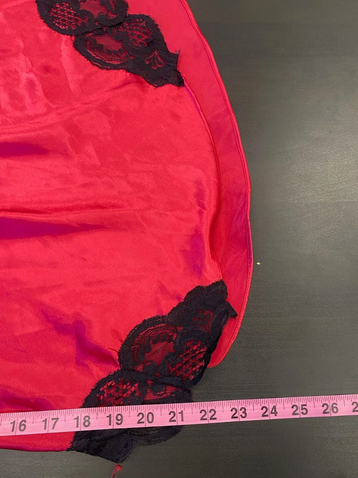 UNDERCOVER Abito vintage Victorias Secret etichetta oro raso rosso pizzo Y2k camicia piccolo
