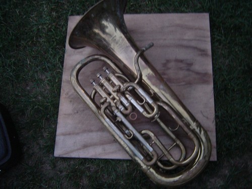 BESSON PROFESSIONAL 4-VALVE COMPENSATING EUPHONIUM MADE IN ENGLAND - Picture 5 of 11
