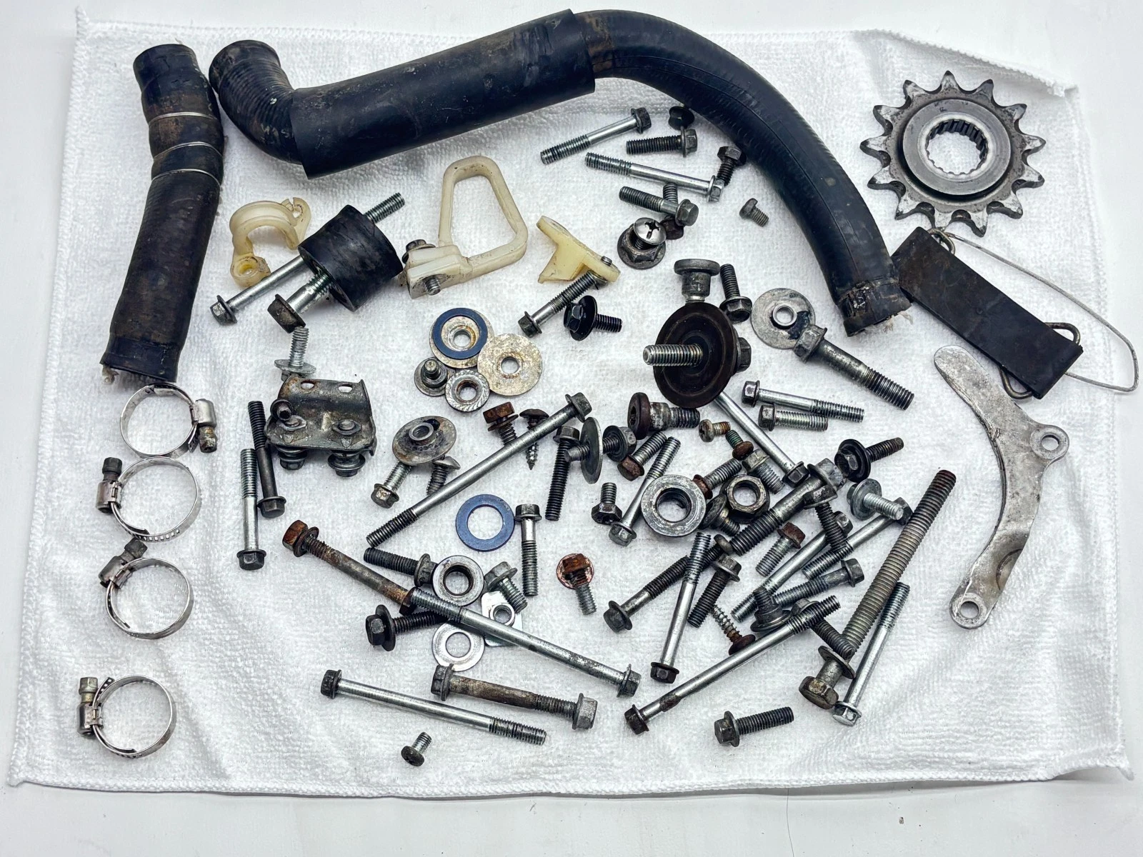 1999 Honda CR250R Miscellaneous Bolt Kit Hardware Washer Nuts OEM Dirt Bike CR