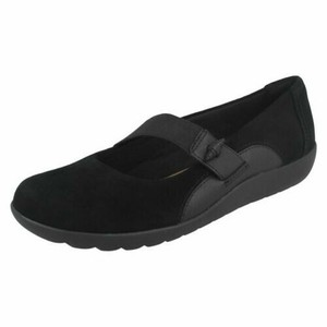 clarks elasticated shoes