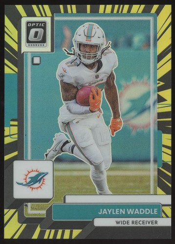 Jaylen Waddle #123 2022 Donruss Optic Electricity Prizm Dolphins Case Hit SP /65