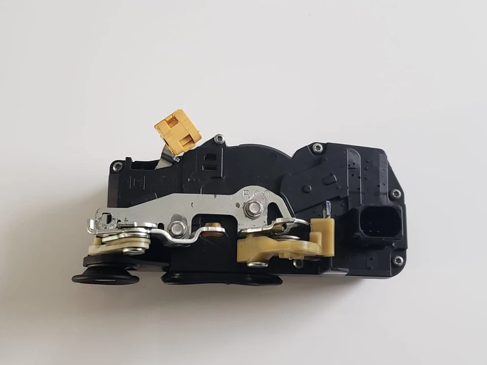 GARANTÍA DE POR VIDA 2003 a 2007 genuino Cadillac CTS actuador de cerradura de puerta trasera derecha Foto 3 de 4