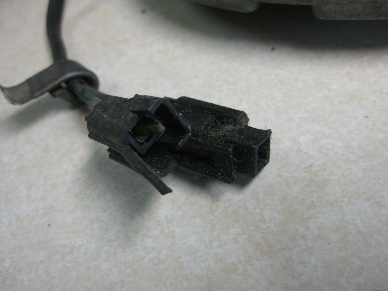 581217 Johnson EVINRUDE OUTBOARD Ignition Armature Magneto Plate 