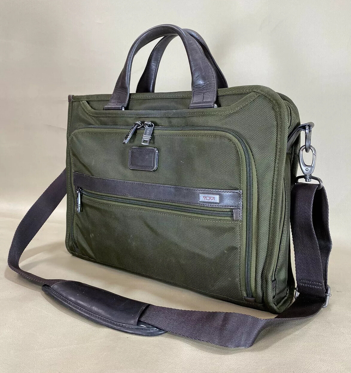 Tumi Alpha 2 Slim Deluxe Portfolio 2025 | www.takertrailers.ee