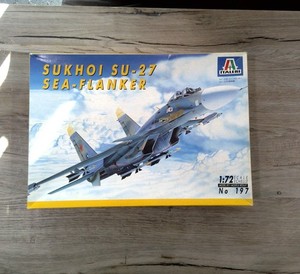 Sukhoi SU-27 Sea-Flanker Italeri Model Kit 1:72 No 197