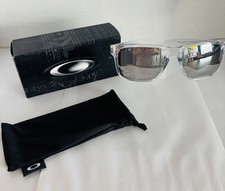 OAKLEY HOLBROOK SUNGASSES CLEAR , CHROME IRIDIUM LENSES 009102 , 910206 5178 NEW