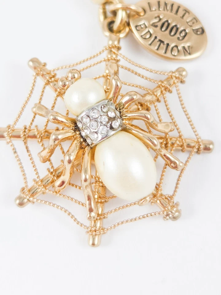 Dije de araña Juicy Couture 2009 edición limitada con perlas de imitación y cristales Foto 2 de 4