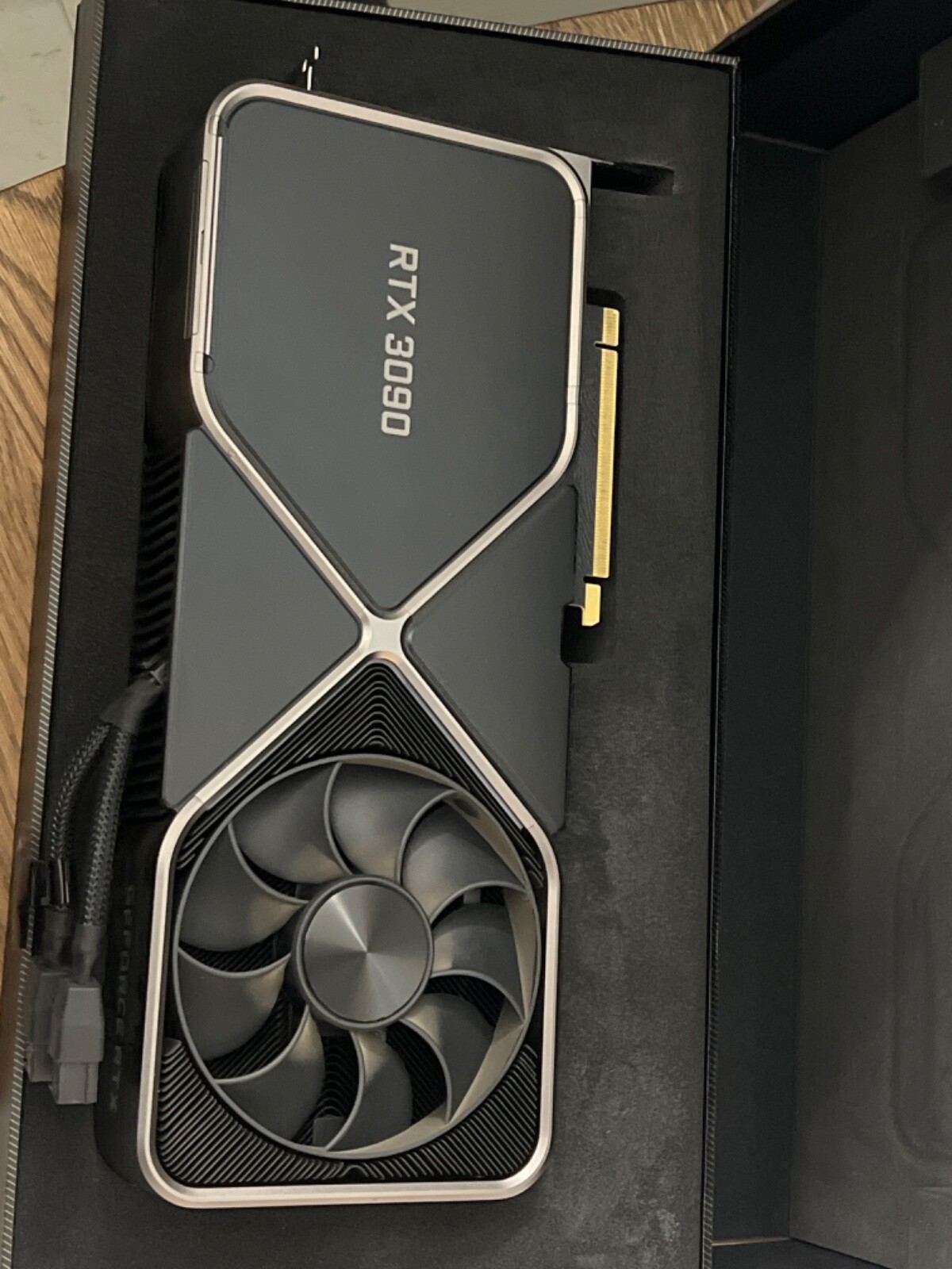 Gpu Rtx 3080 Vs 3090 Price Nvidia Geforce Rtx 3080 Nbb Rtx 3090