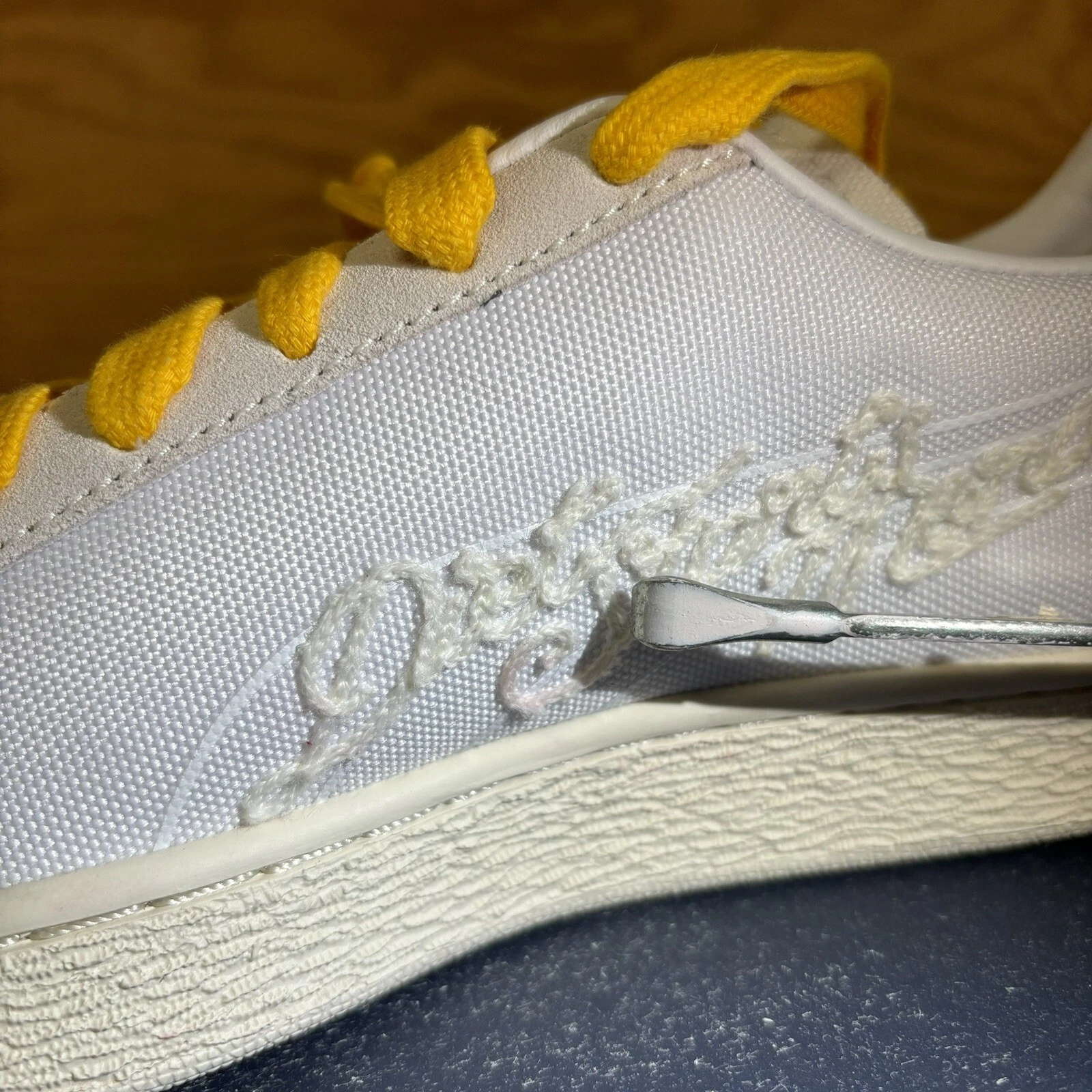 Scarpe da ginnastica bianche lifestyle Puma in pelle scamosciata X DSM Starts lunedì taglia 8