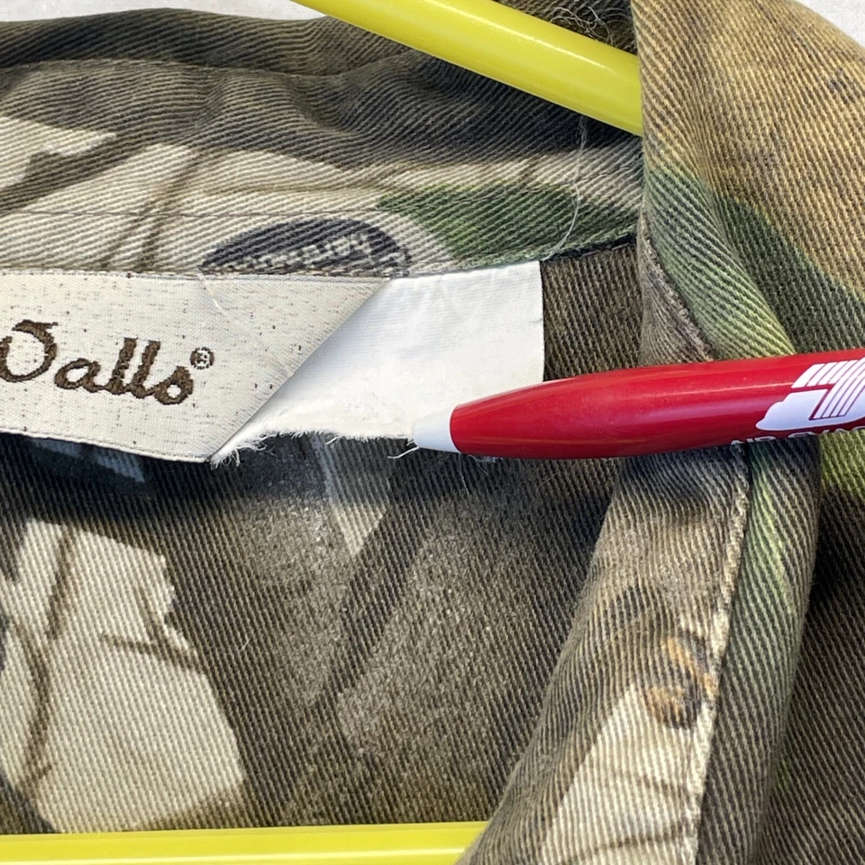 Vtg Walls RealTree Long Sleeve Button Up Camo Hunting Shirt Pockets Sz XL Heavy - Image 4 of 4