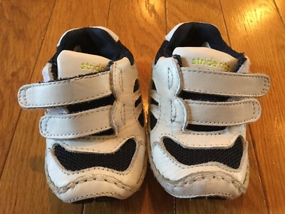 stride rite infant walking shoes