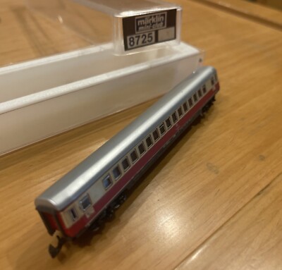 Marklin Miniclub 8725 Z Scale 1st Class Passenger Open