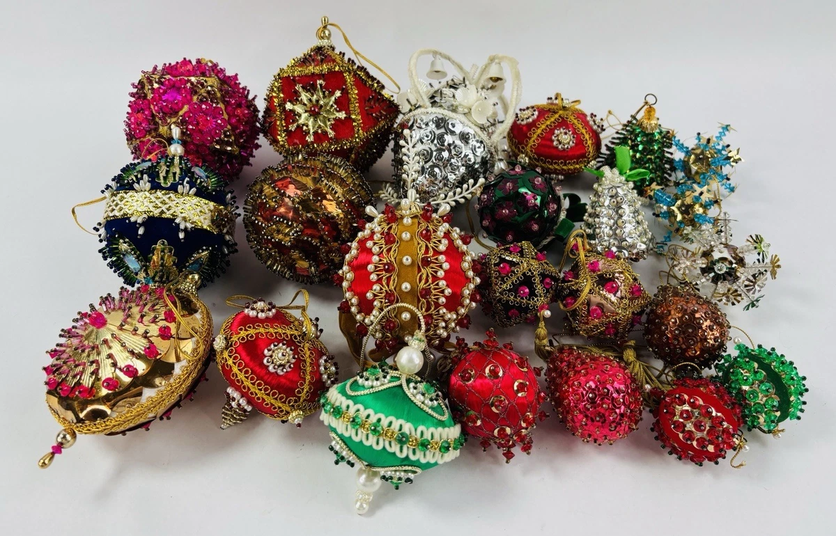 1960 Year Manufactured Collectible Holiday & Seasonal Ornaments