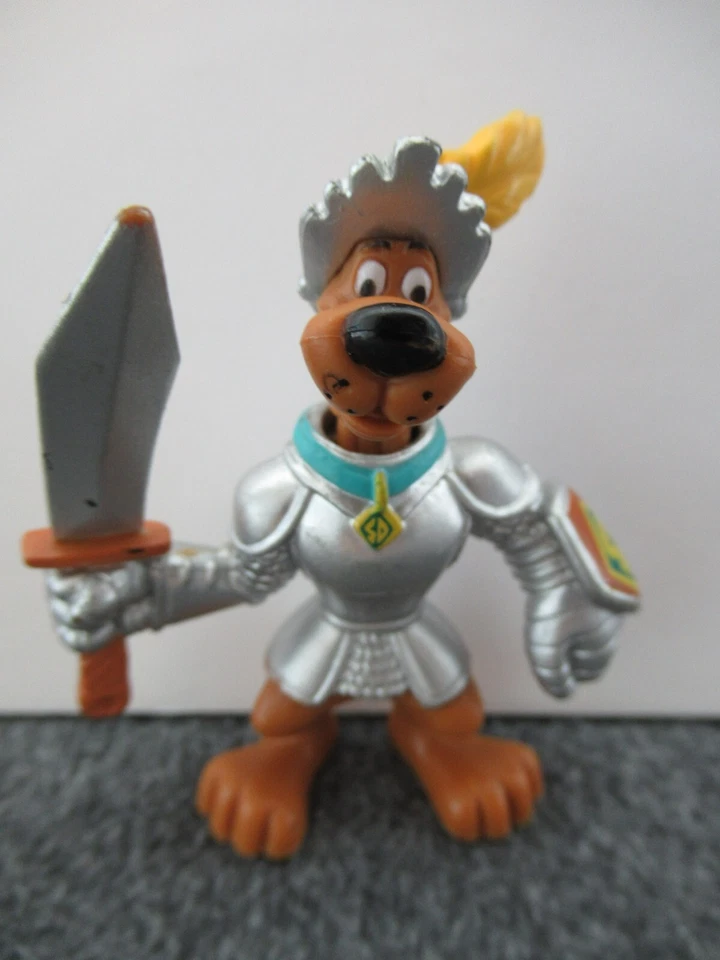 Lote de 2 figuras de acción Scooby-Doo Castle Knight & Sherlock Holmes Hanna Barbara Foto 4 de 4