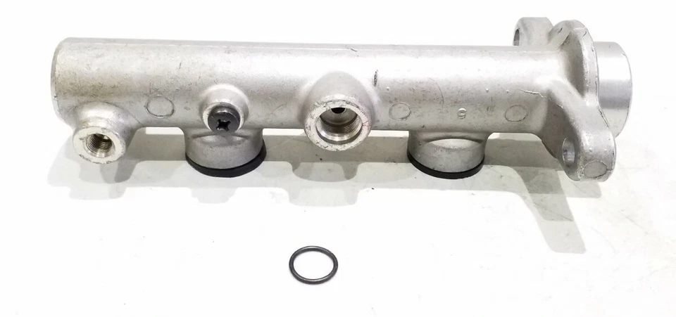 Cilindro maestro remanufacturado Fenco M2605 envío gratuito devoluciones gratuitas M2605 Foto 2 de 4