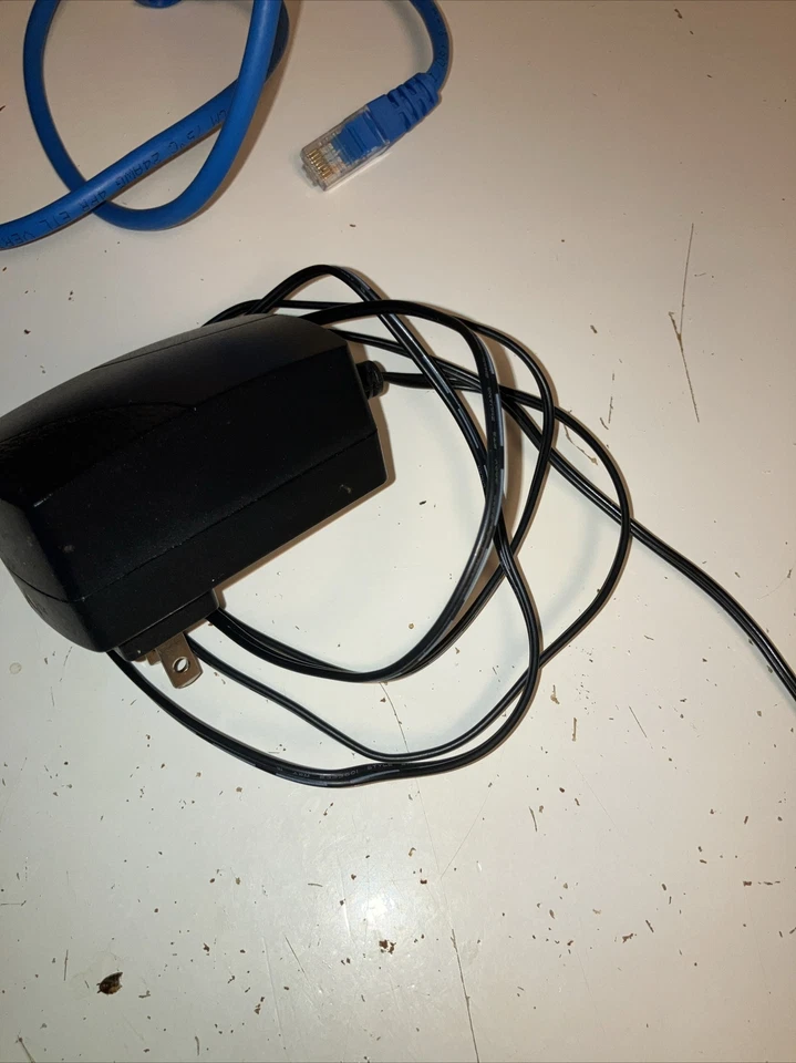 Zoom Telephonics 5354 Docsis 3.0 Wireless-N cable Modem/Router - Image 4 of 4