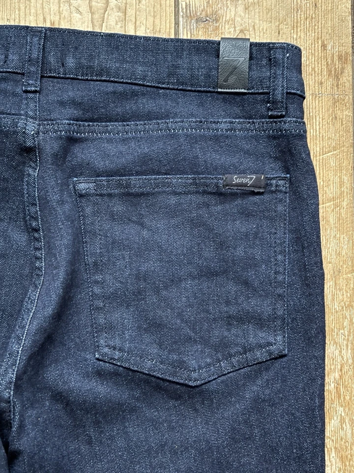 7 For All Mankind Dark Denim Flares Bell Bottoms W31 - Image 4 of 4