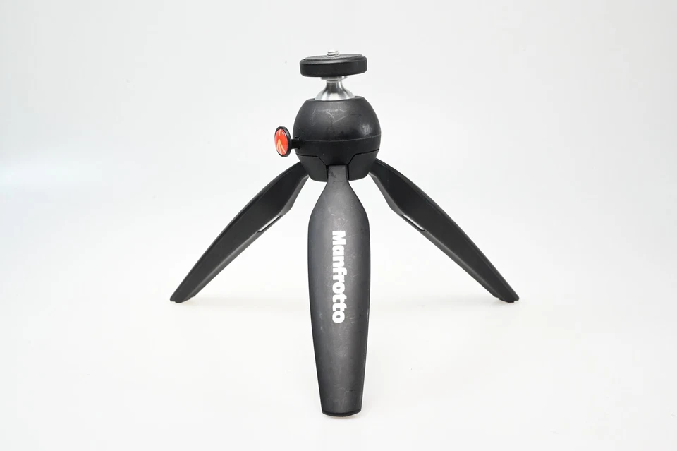 Manfrotto MTPIXI-B PIXI Mini Tripod Black #G658 - Image 2 of 4