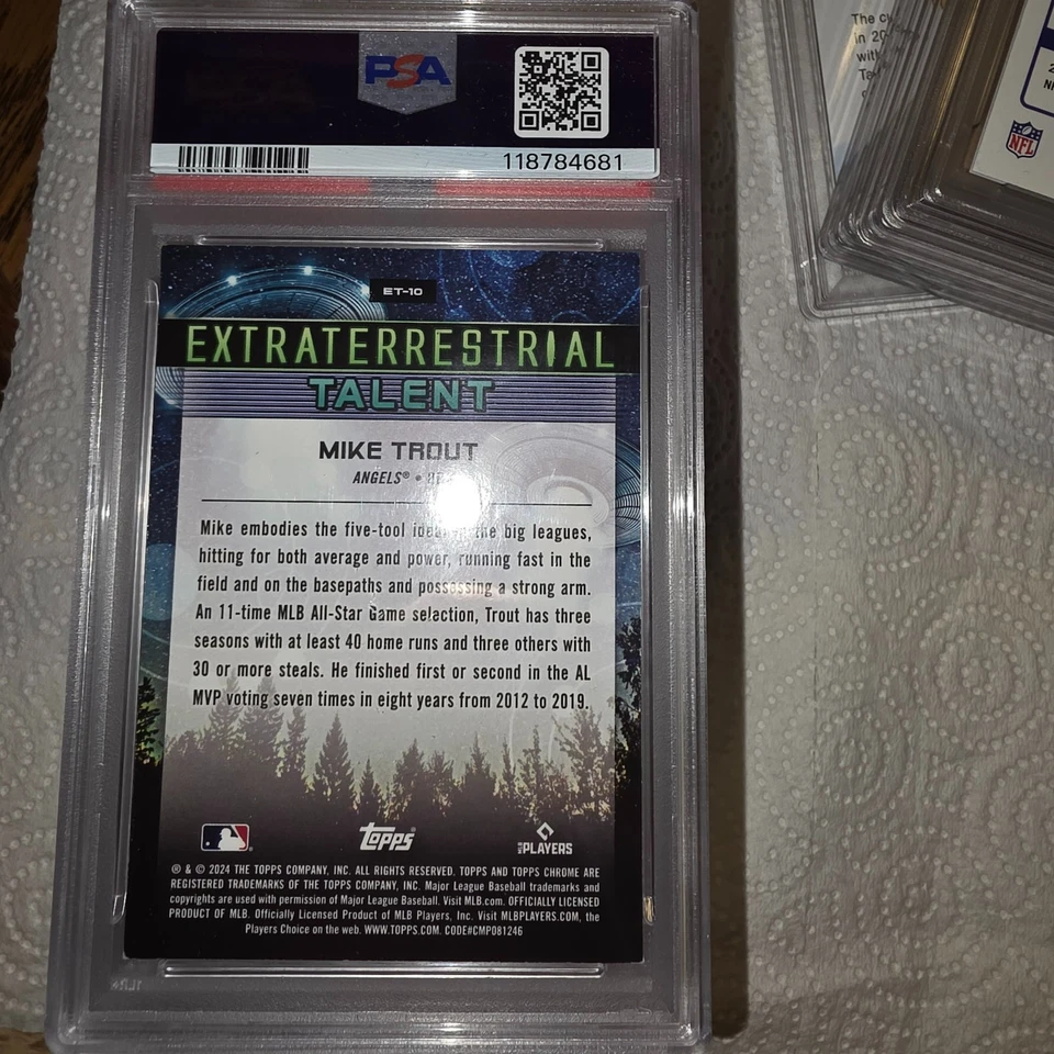 2024 TOPPS COSMIC CHROME "EXTRATERRESTRIAL TALENT" ET-10 MIKE TROUT PSA 8-ANGELS - Image 2 of 4