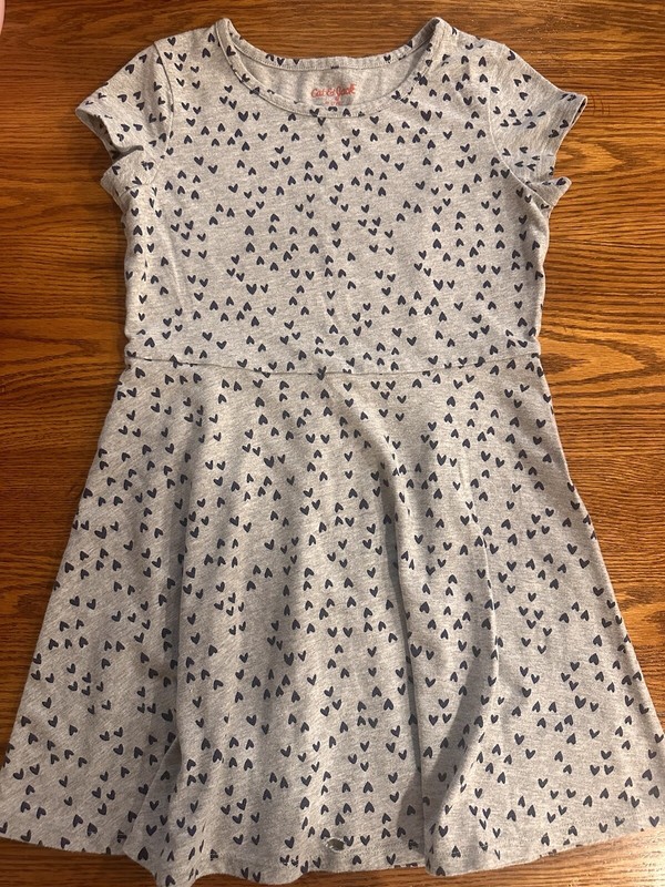Cat & Jack Girls Youth Dress Size 7/8 Gray w/ Navy hearts Short Sleeve Summer