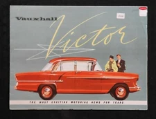 1958 "VAUXHALL VICTOR" AUTOMOBILE CATALOG SALES BROCHURE FOLD-OUT POSTER NICE