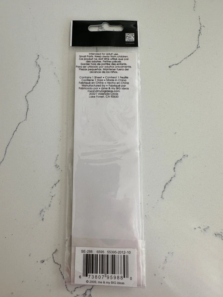 Álbum de recortes Me & My Big Ideas Small Talk Green Boarder con letrero One I Love Foto 2 de 4