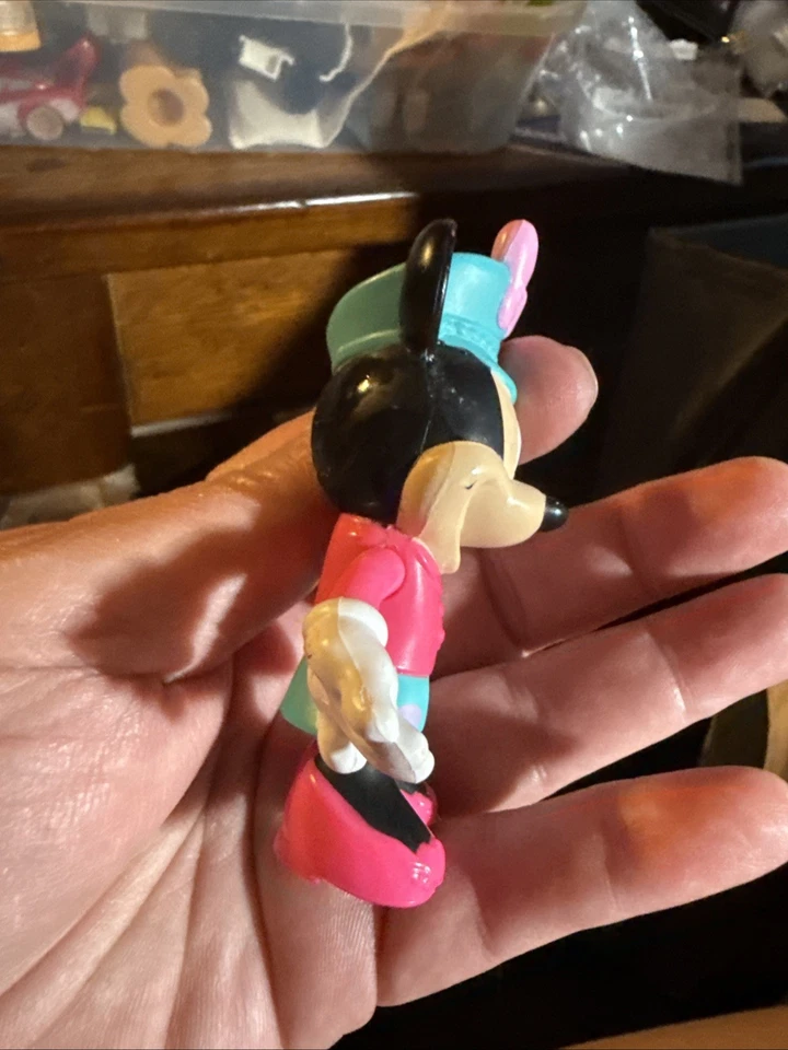 Экшн-фигурка Disney Junior Pilot Minnie Mouse Fisher Price 2016 3 дюйма  - Изображение 4 из 4