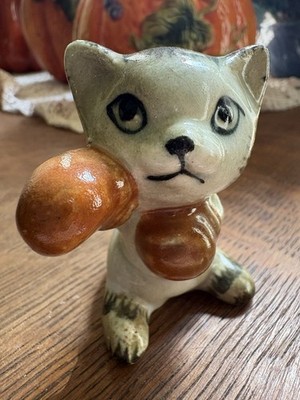 Vintage 1950s Striped Cat Kitten Wearing Boxing Gloves Ceramic Figurine Pepper