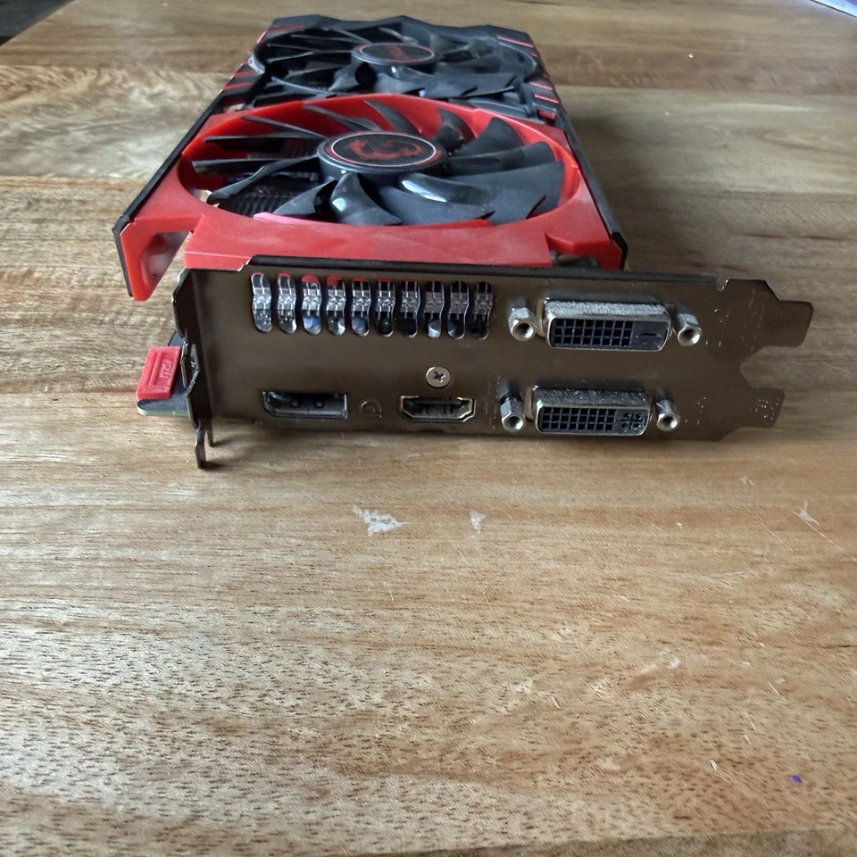 MSI Radeon R9 380 GAMING 2G OC 2GB GDDR5 PCI Express x16 3.0 Video Graphics Card - Image 2 of 4